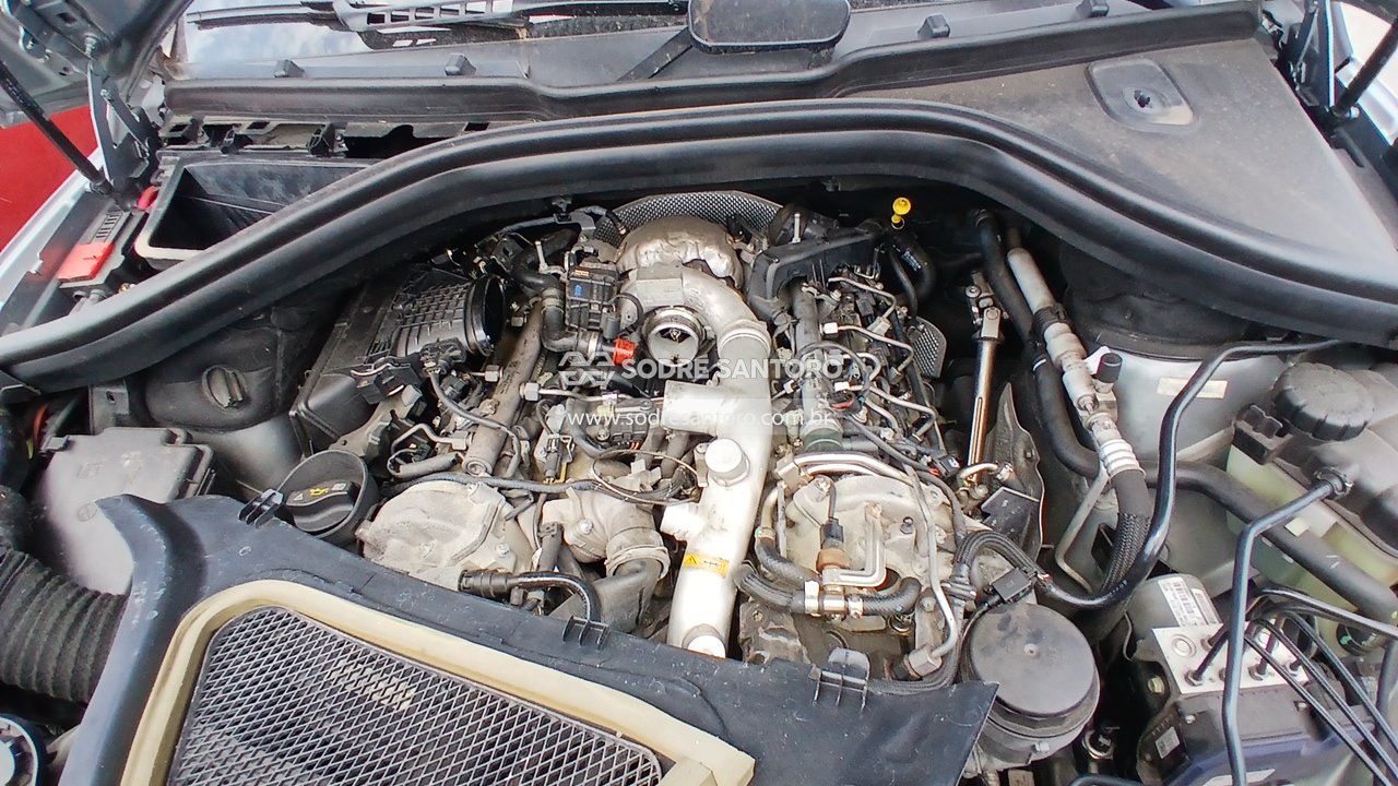 Foto 5: MERCEDES-BENZ - ML350 BLUETEC 2013/2014