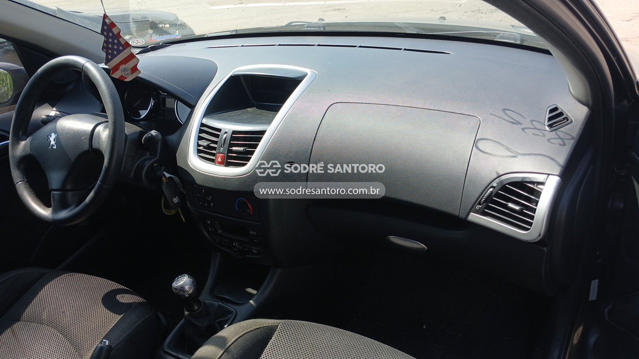 Foto 8 de 13: PEUGEOT - 207 PASSION XS 2010/2011