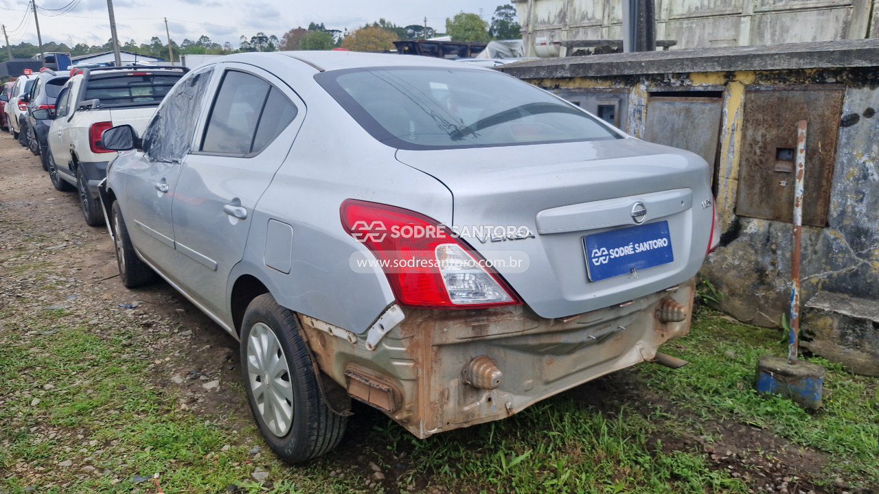 Foto 2: NISSAN - VERSA 16 S 2018/2019