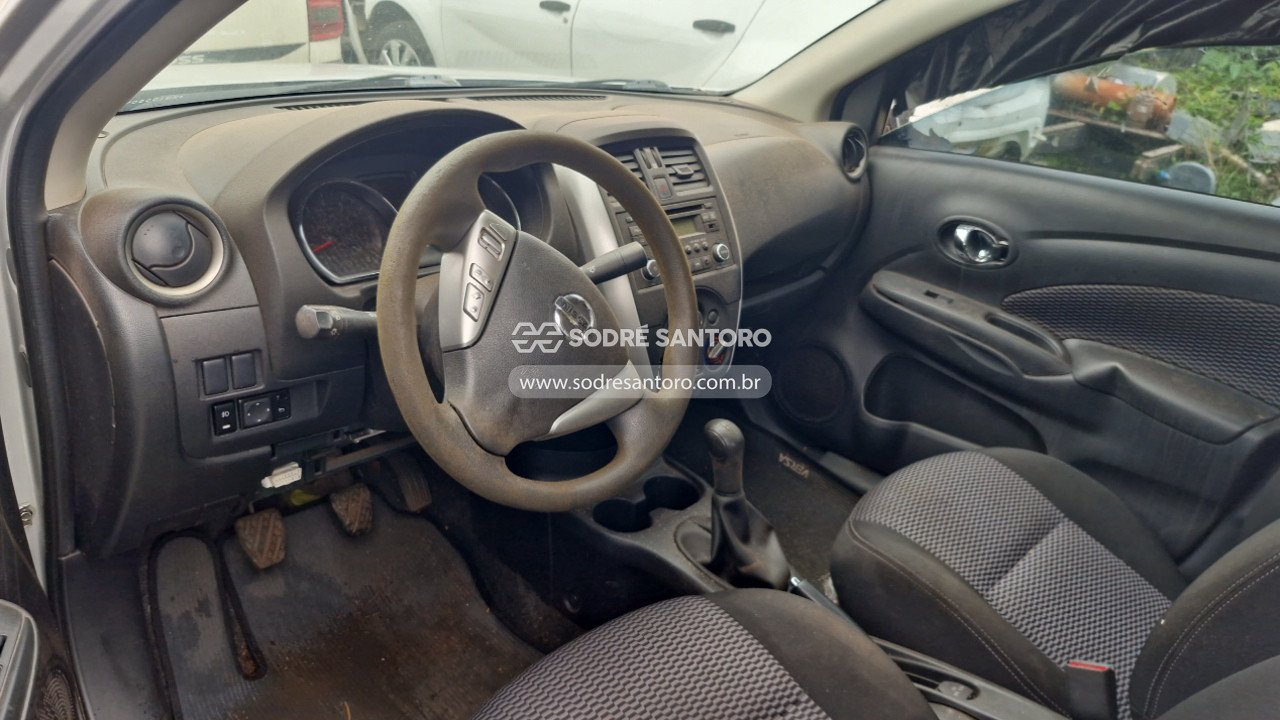 Foto 6 de 13: NISSAN - VERSA 16 S 2018/2019