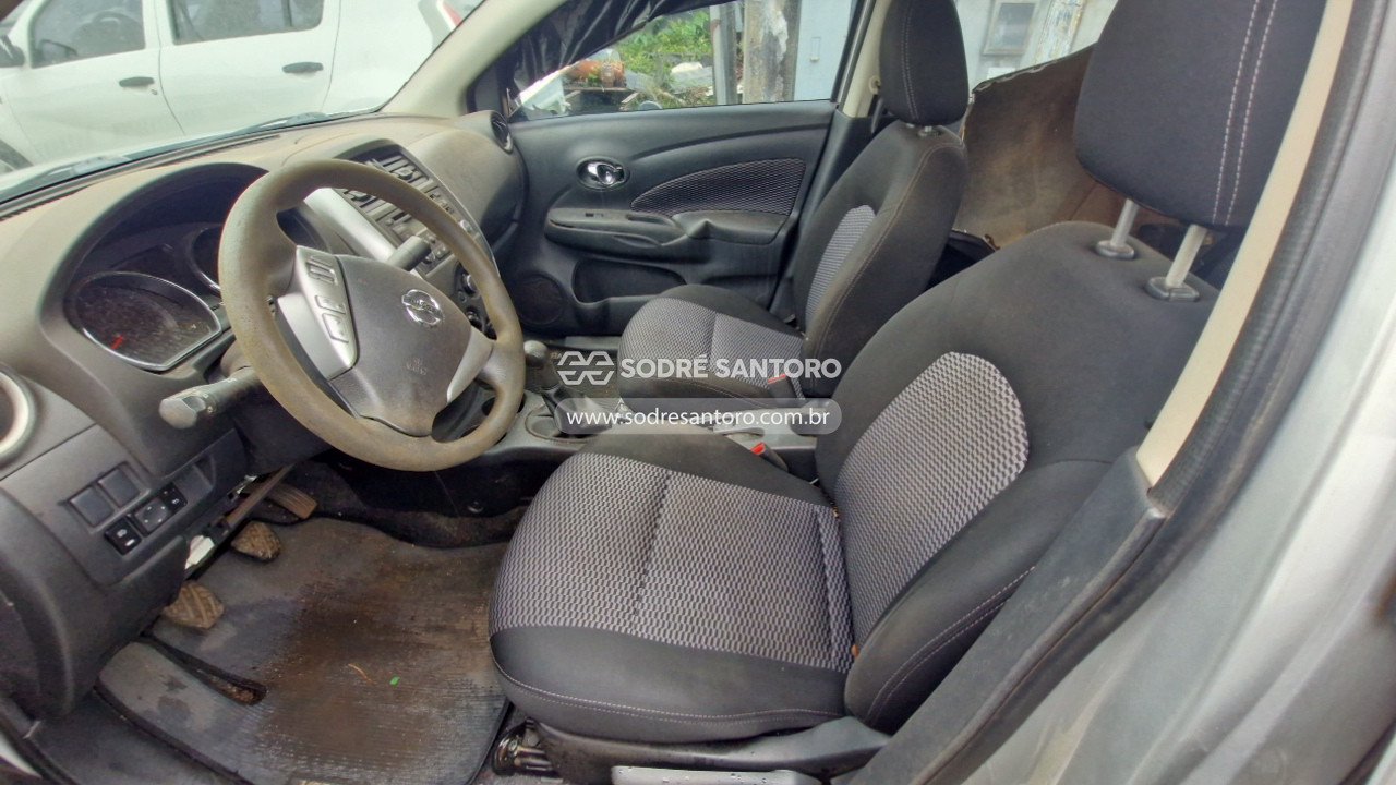 Foto 8 de 13: NISSAN - VERSA 16 S 2018/2019