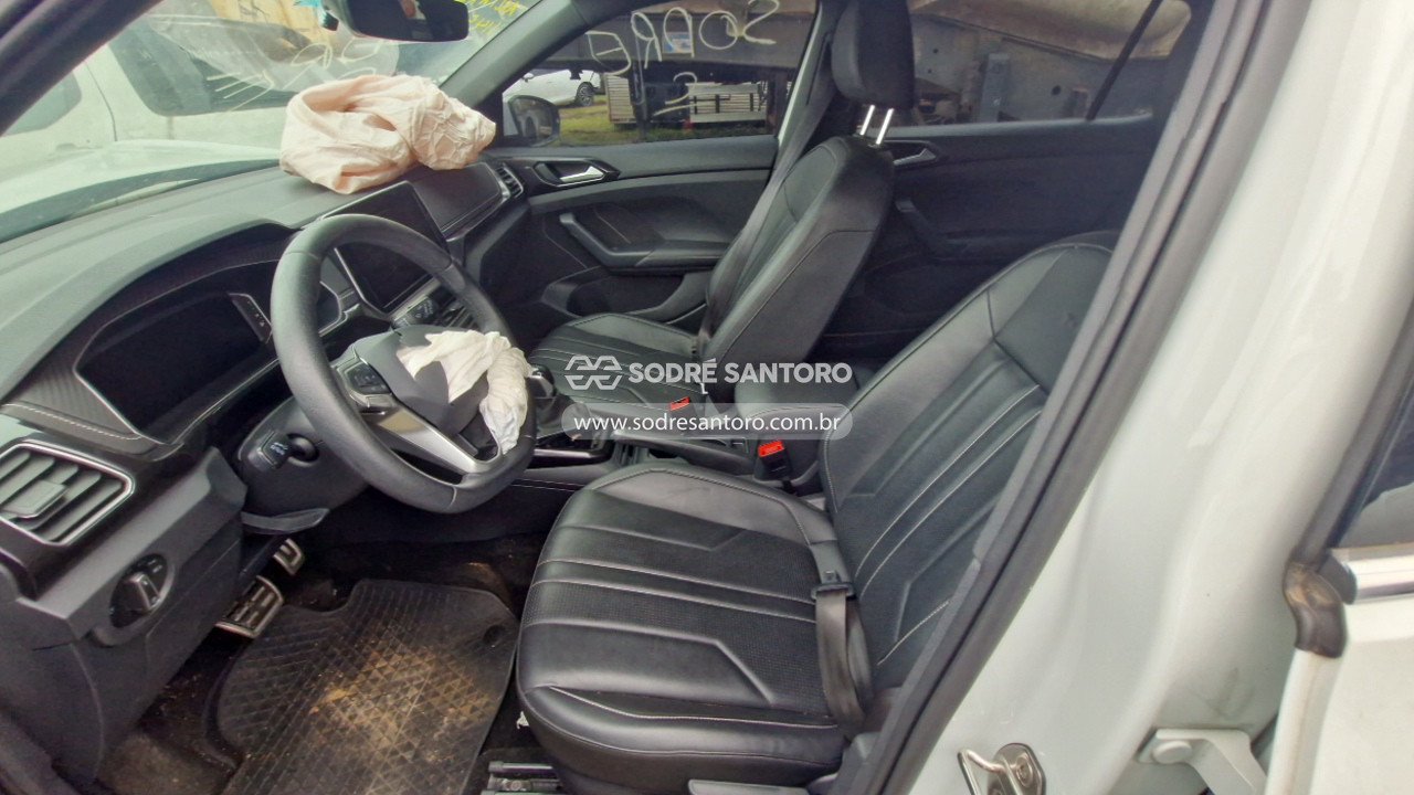 Foto 8 de 13: VOLKSWAGEN - T CROSS HL TSI 2024/2025