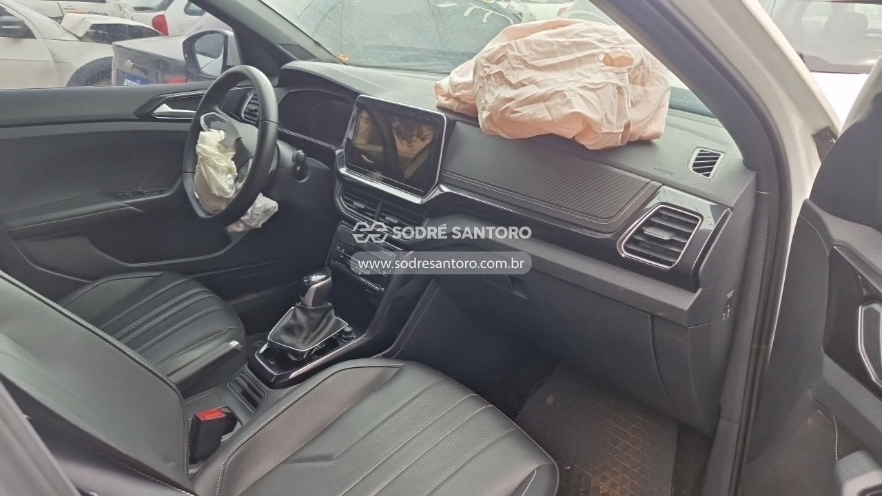 Foto 7 de 13: VOLKSWAGEN - T CROSS HL TSI 2024/2025