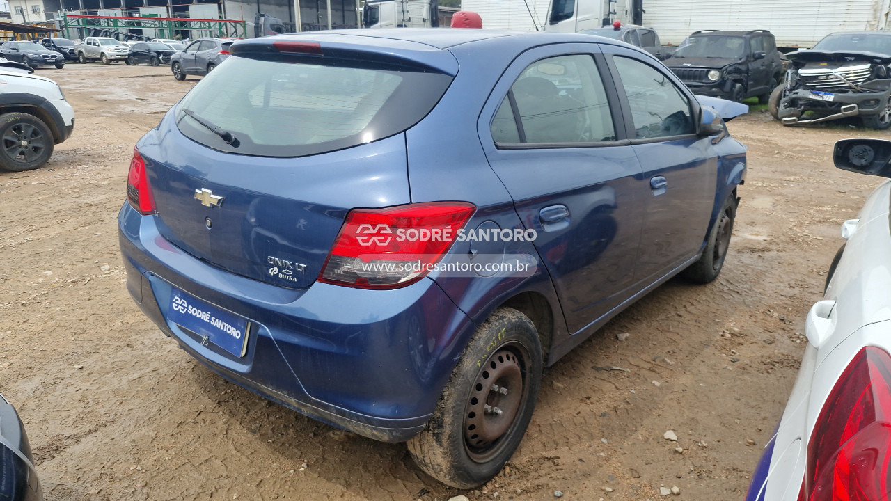 Foto 4: CHEVROLET - ONIX 1.4MT LT 2015/2016