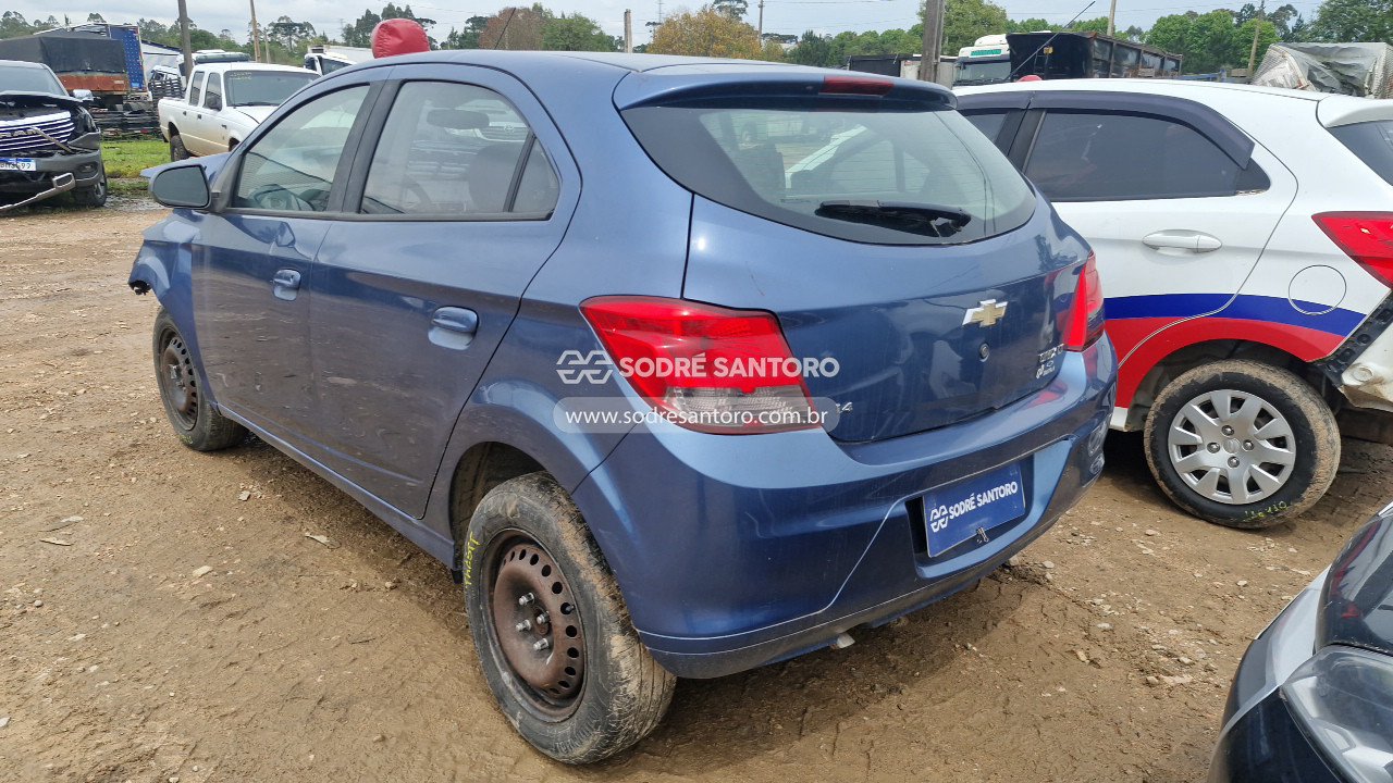 Foto 2: CHEVROLET - ONIX 1.4MT LT 2015/2016