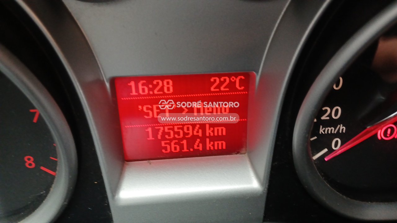 Foto 7 de 13: FORD - FOCUS HC FLEX 2011/2012