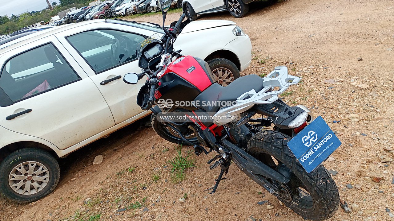 Foto 2: BMW - G310 GS 2025/2025