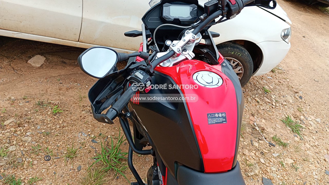 Foto 12 de 13: BMW - G310 GS 2025/2025