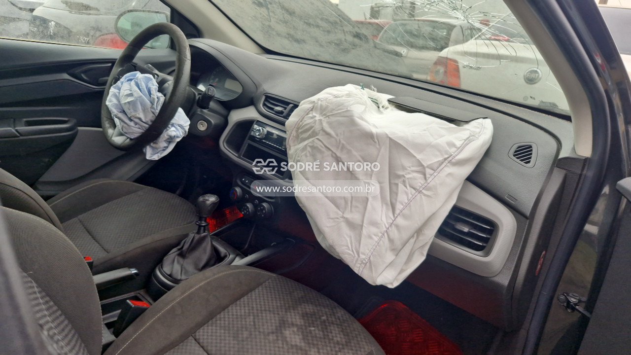 Foto 8 de 13: CHEVROLET - ONIX 10MT JOYE 2019/2019