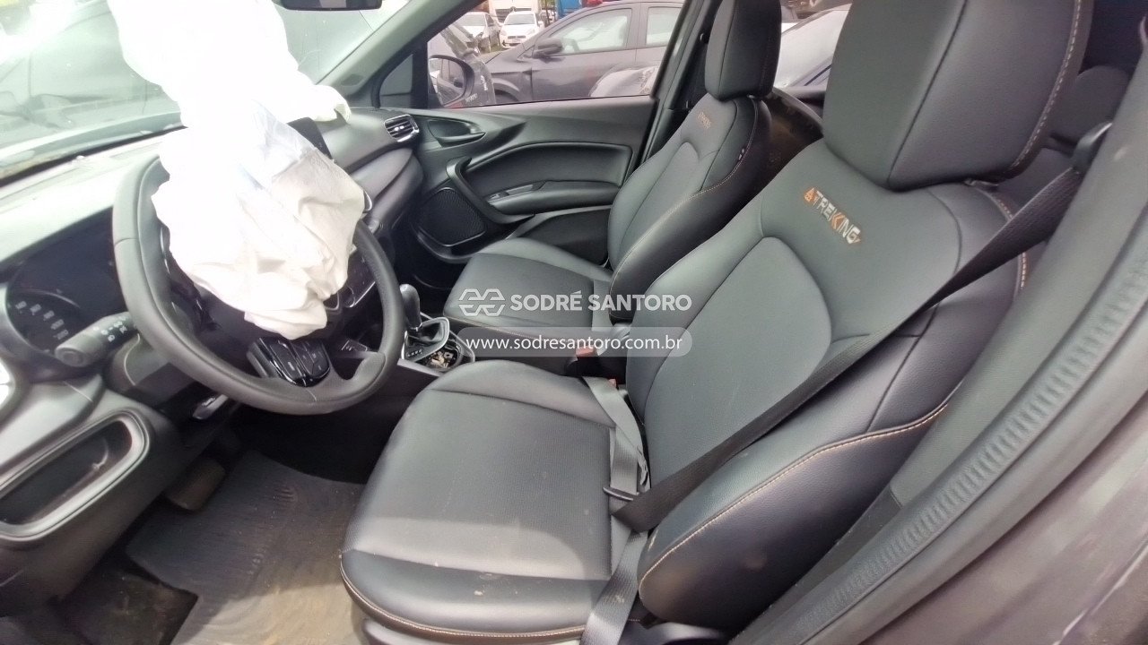 Foto 8 de 13: FIAT - ARGO TREKKING 1.3AT 2024/2025
