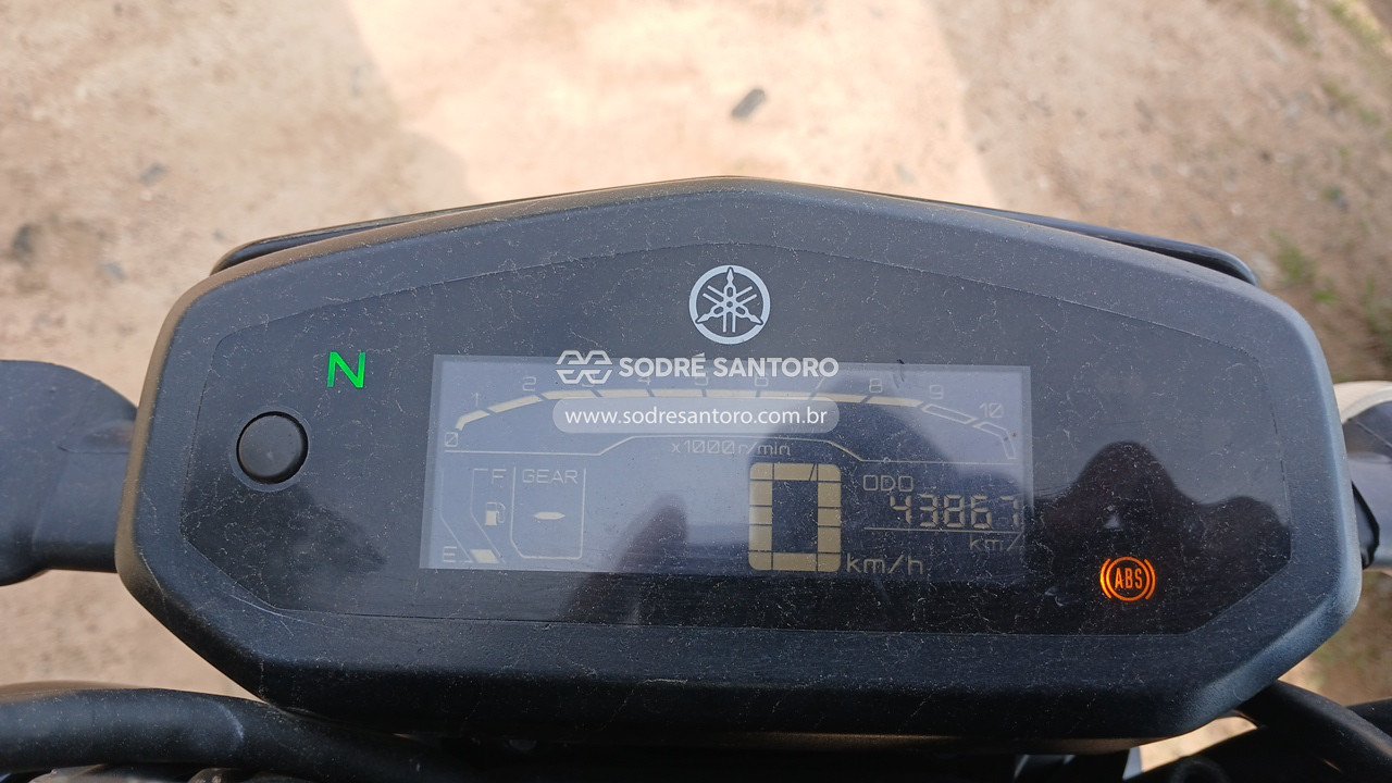 Foto 6 de 13: YAMAHA - FZ15 FAZER ABS 2023/2023