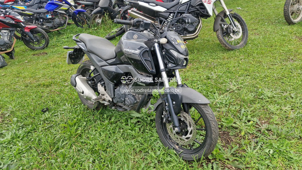 Foto 1: YAMAHA - FZ15 FAZER ABS 2023/2023