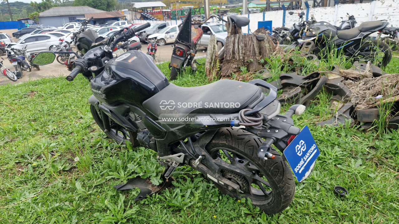 Foto 2: YAMAHA - FZ15 FAZER ABS 2023/2023