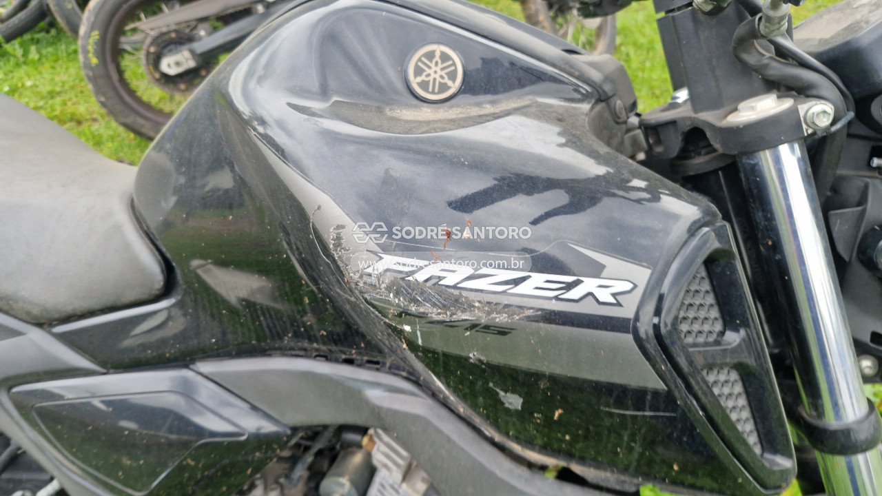 Foto 8 de 13: YAMAHA - FZ15 FAZER ABS 2023/2023