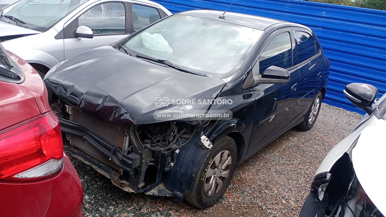 Foto 3: CHEVROLET - ONIX 1.0MT LT 2017/2017