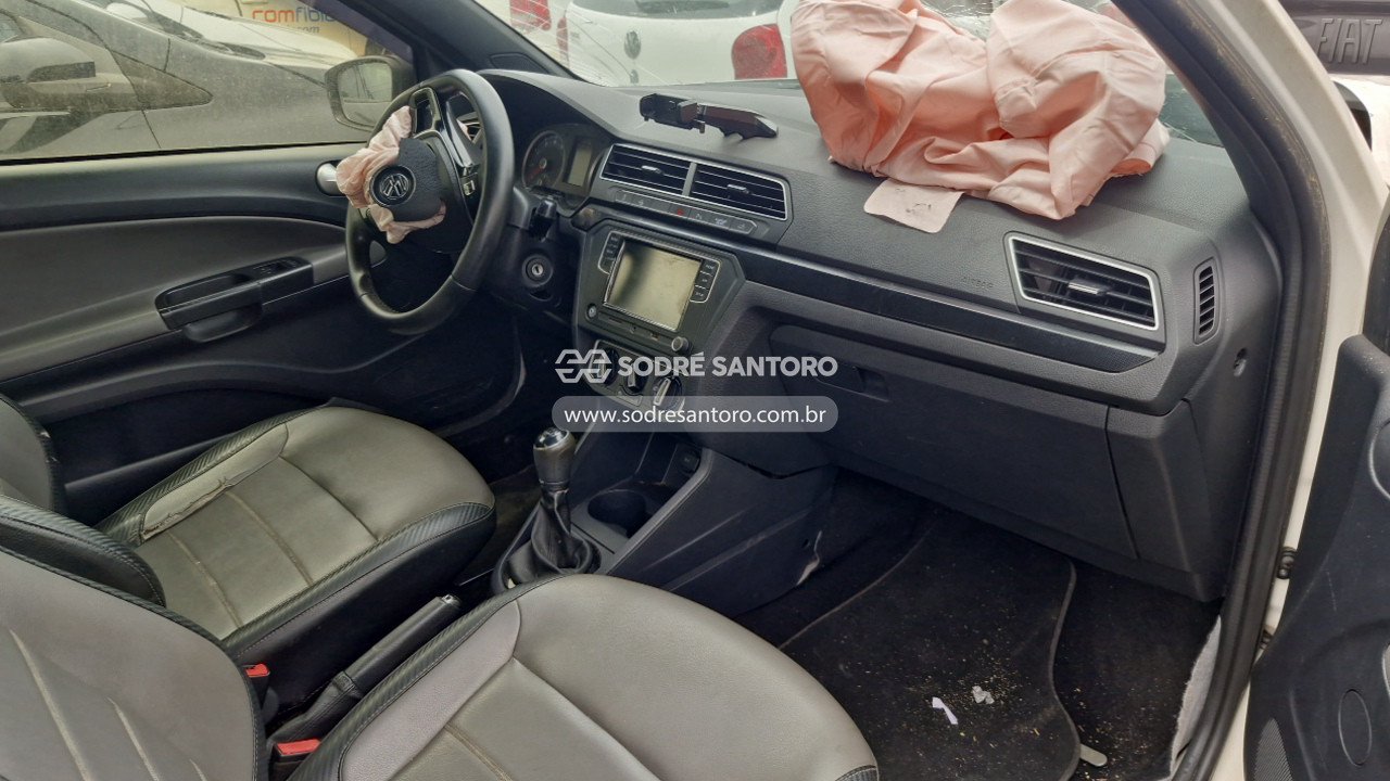 Foto 7 de 13: VOLKSWAGEN - SAVEIRO CE CROSS MA 2017/2018