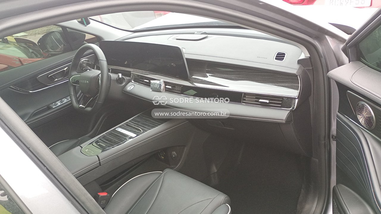 Foto 8 de 12: OMODA - 5 HEV PRESTIGE 2026/2027