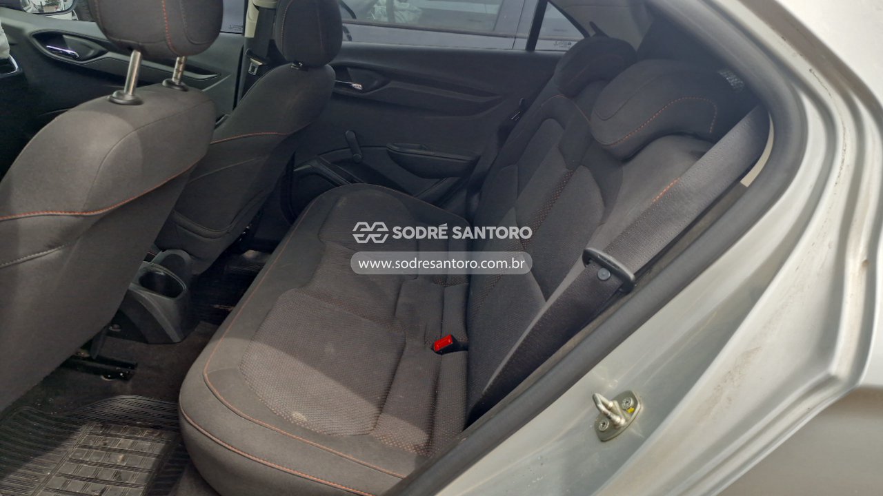 Foto 11 de 13: GMC - ONIX 1.4MT LT 2014/2015