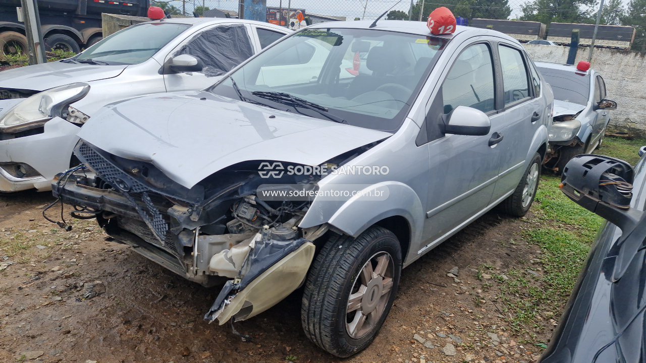 Foto 3: FORD - FIESTA SEDAN SC 2004/2005