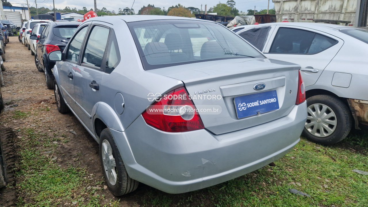 Foto 2: FORD - FIESTA SEDAN SC 2004/2005