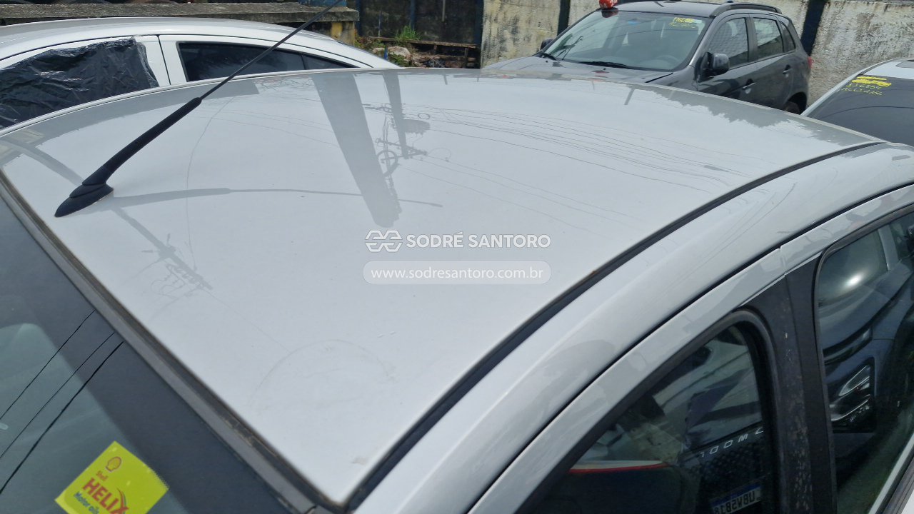 Foto 11 de 13: FORD - FIESTA SEDAN SC 2004/2005