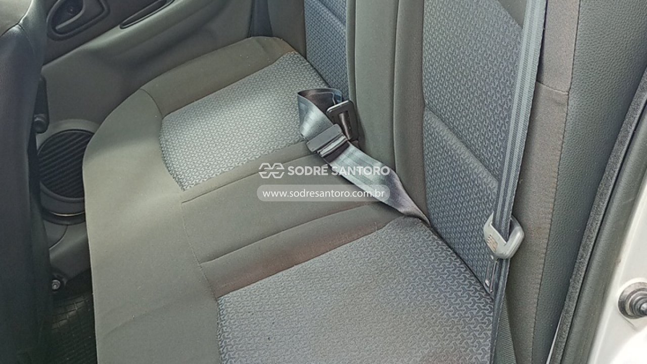 Foto 11 de 13: RENAULT - CLIO EXP 16 16VH 2007/2008