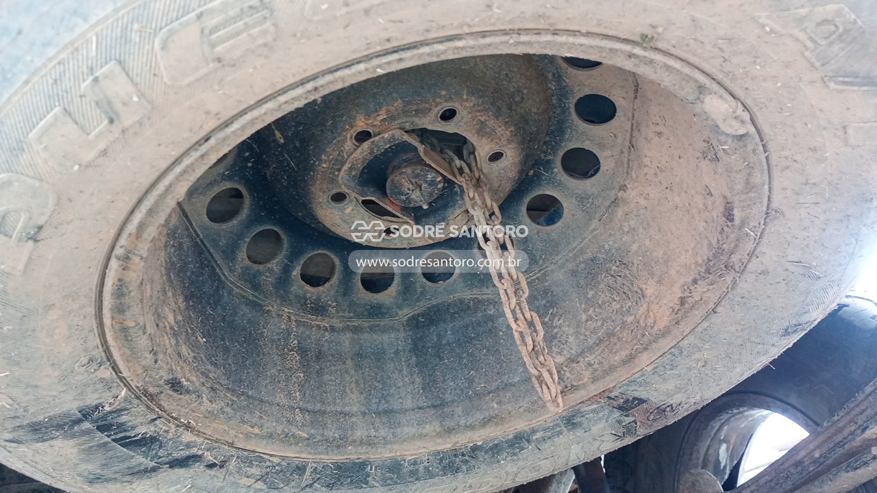 Foto 10 de 13: TOYOTA - HILUX CDSR A4FD 2021/2021