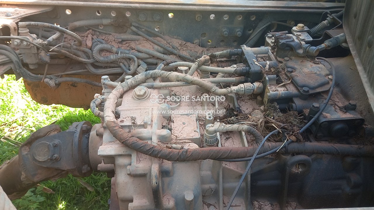 Foto 12 de 13: VOLKSWAGEN - 27.260 CRM 6X4 2023/2024