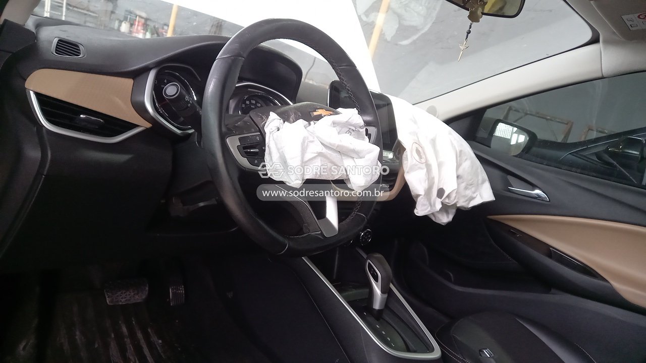 Foto 6 de 13: CHEVROLET - ONIX PLUS 10TAT PR2 2022/2023