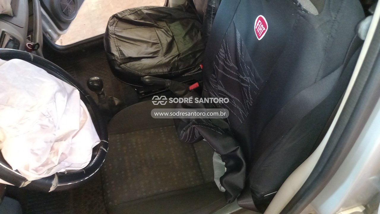 Foto 8 de 13: FIAT - UNO VIVACE 1.0 2014/2015