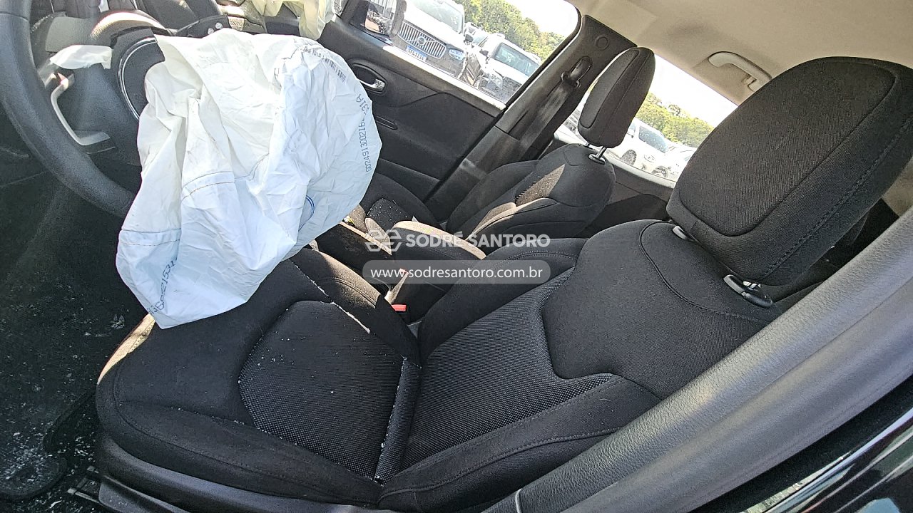 Foto 8 de 13: JEEP - RENEGADE SPORT 2019/2020