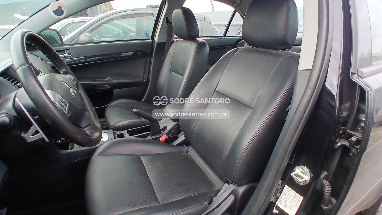 Foto 9 de 13: MITSUBISHI - LANCER 2.0 CVT 2018/2019