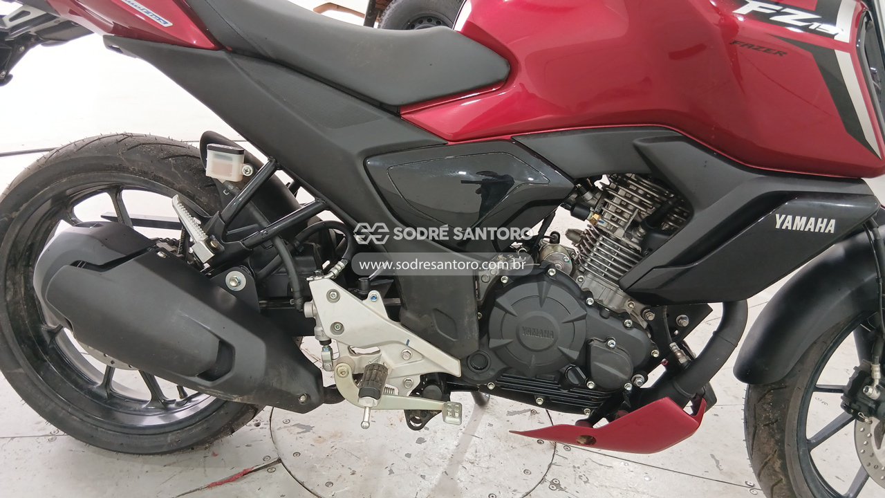 Foto 6 de 7: YAMAHA - FZ15 FAZER ABS 2025/2026