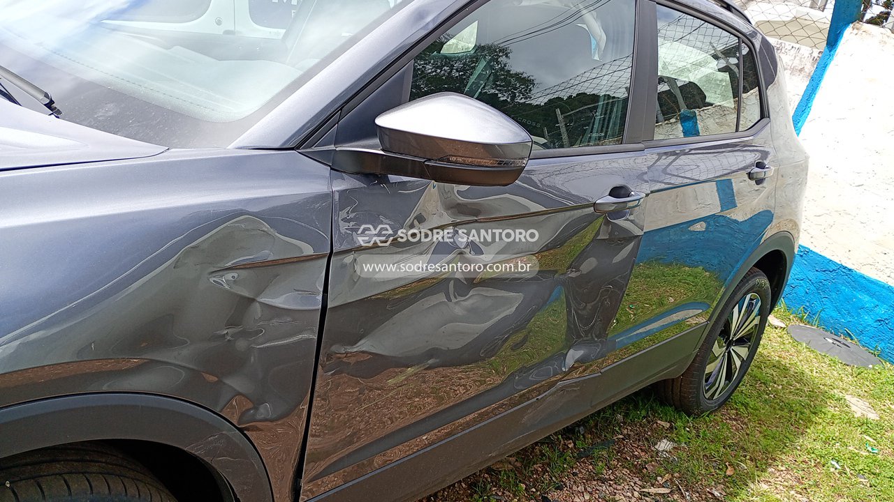 Foto 12 de 13: VOLKSWAGEN - T CROSS TSI 2026/2026
