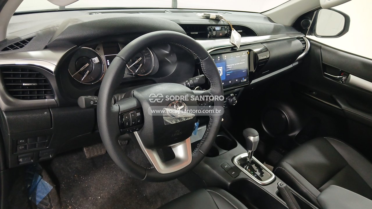 Foto 6 de 13: TOYOTA - HILUX 2026/2026