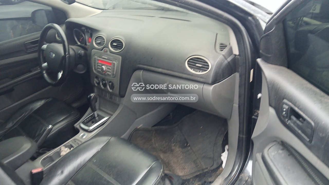 Foto 8 de 13: FORD - FOCUS 2L HC FLEX 2011/2012