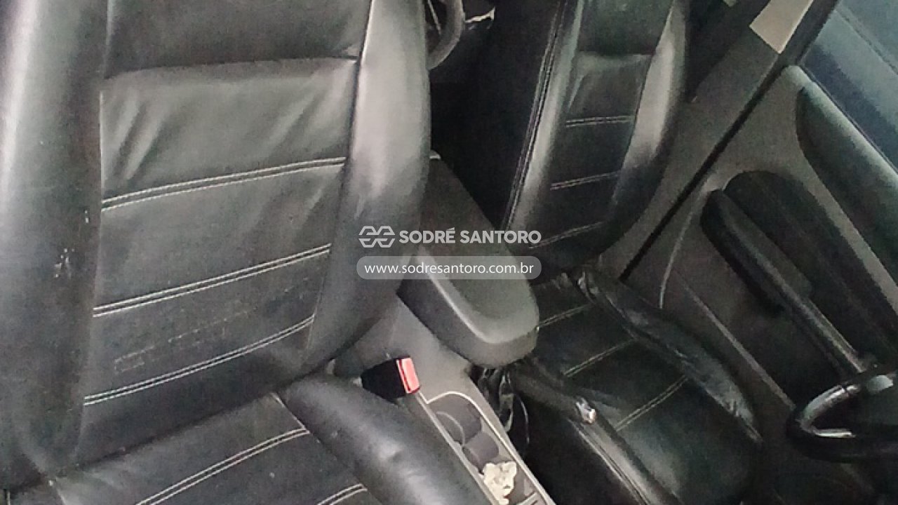 Foto 9 de 13: FORD - FOCUS 2L HC FLEX 2011/2012
