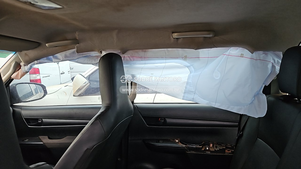 Foto 10 de 13: TOYOTA - HILUX 2023/2023