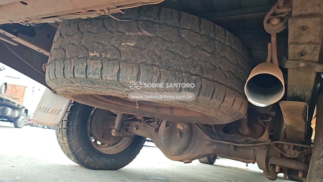 Foto 9 de 13: TOYOTA - HILUX 2023/2023