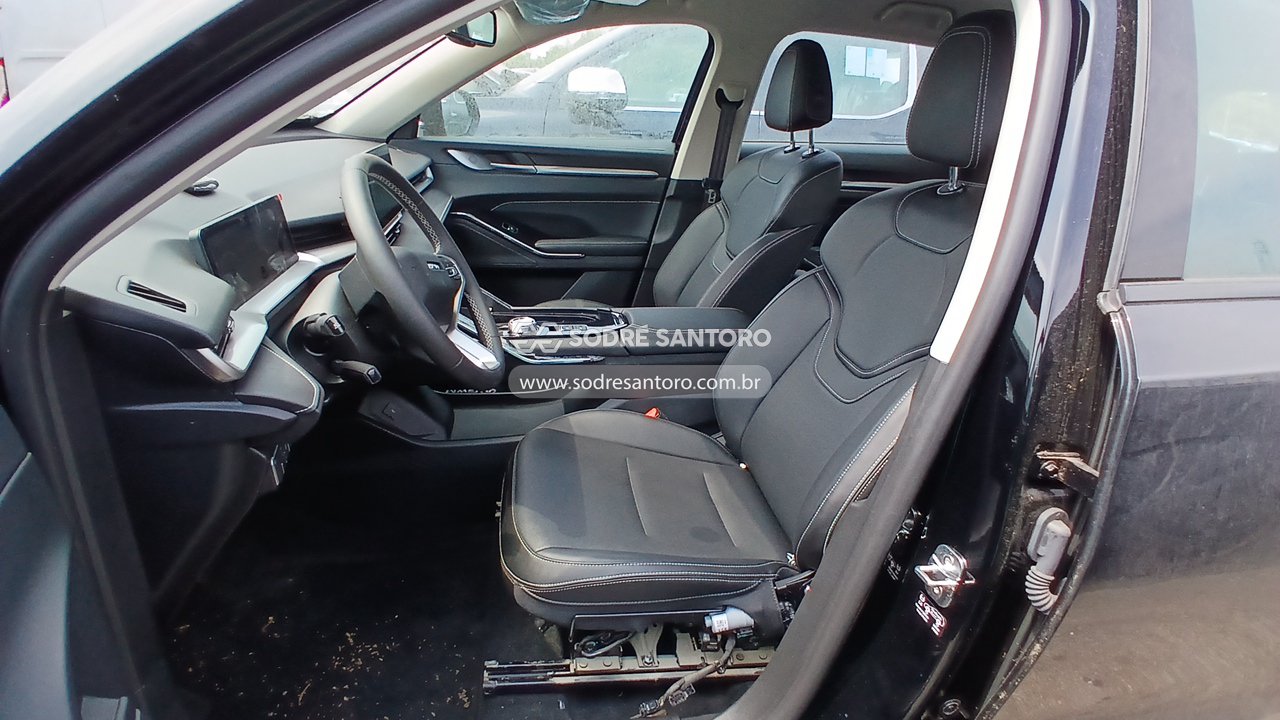 Foto 9 de 13: GWM - HAVAL H6 HEV 2025/2025