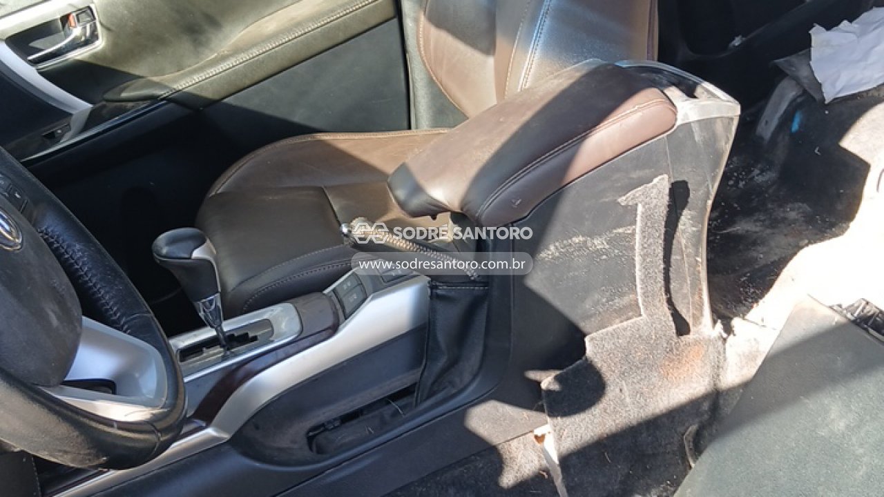 Foto 8 de 13: TOYOTA - HILUX 2019/2020
