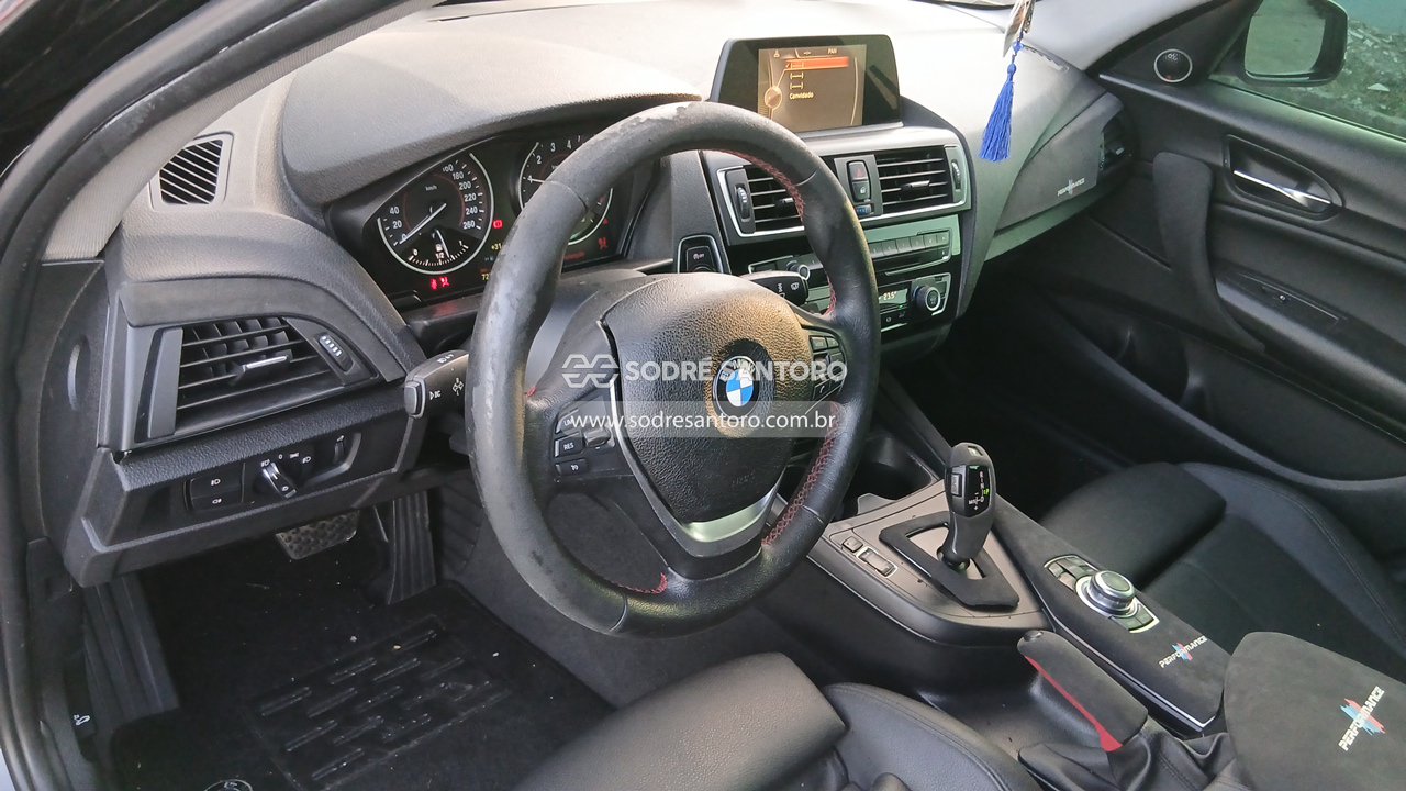 Foto 6 de 12: BMW - 120I ACTIVE FLEX 2015/2016