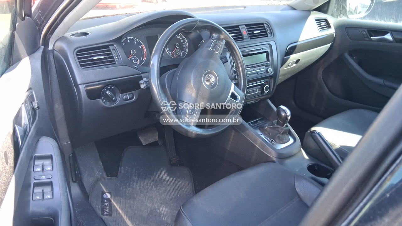 Foto 6 de 13: VOLKSWAGEN - JETTA 2.0 2011/2012