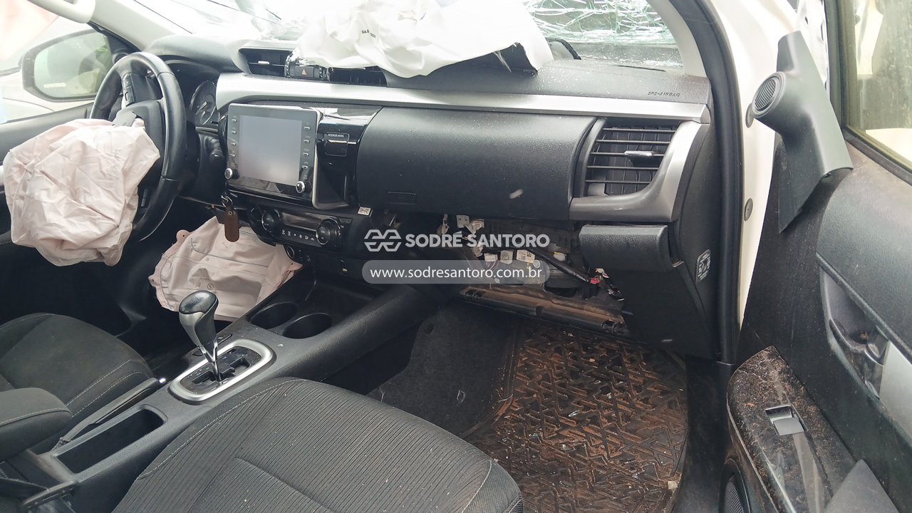 Foto 7 de 13: TOYOTA - HILUX CDSR A4FD 2023/2023