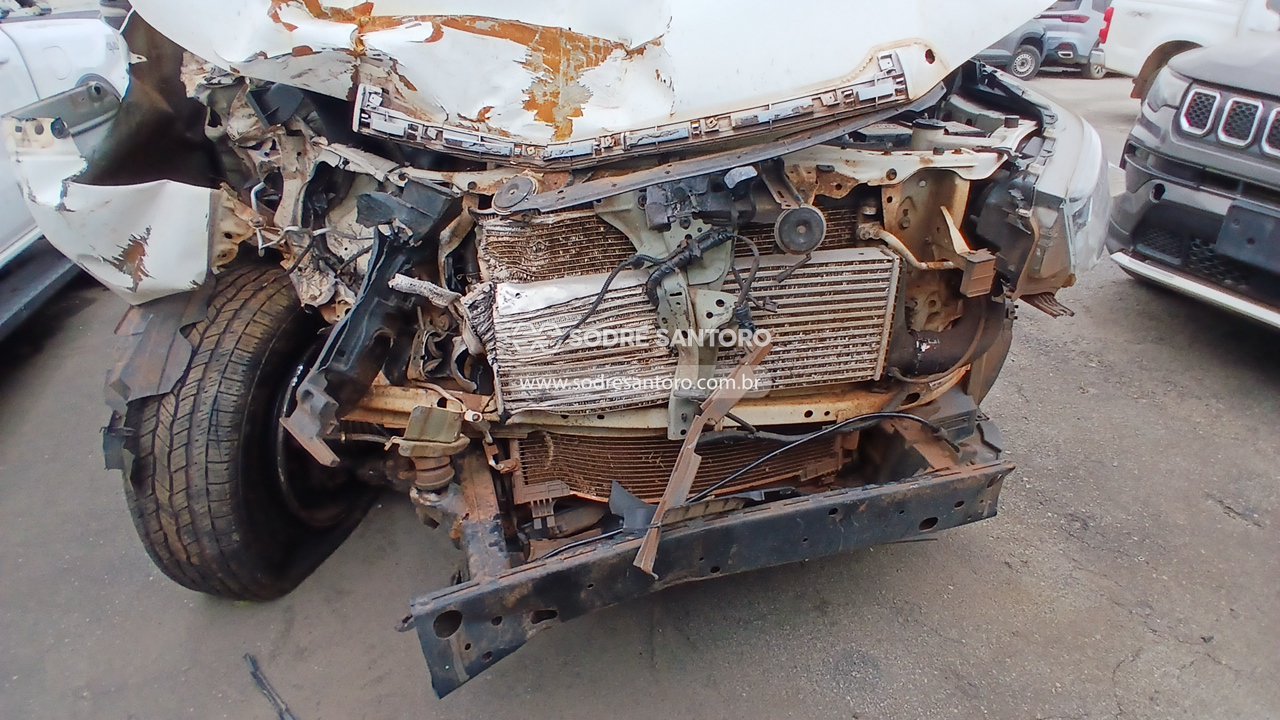 Foto 12 de 13: TOYOTA - HILUX CDSR A4FD 2023/2023