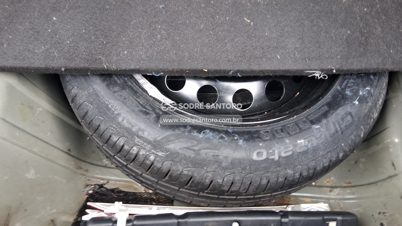 Foto 9 de 13: CITROEN - C4L A THP FFTD 2015/2015