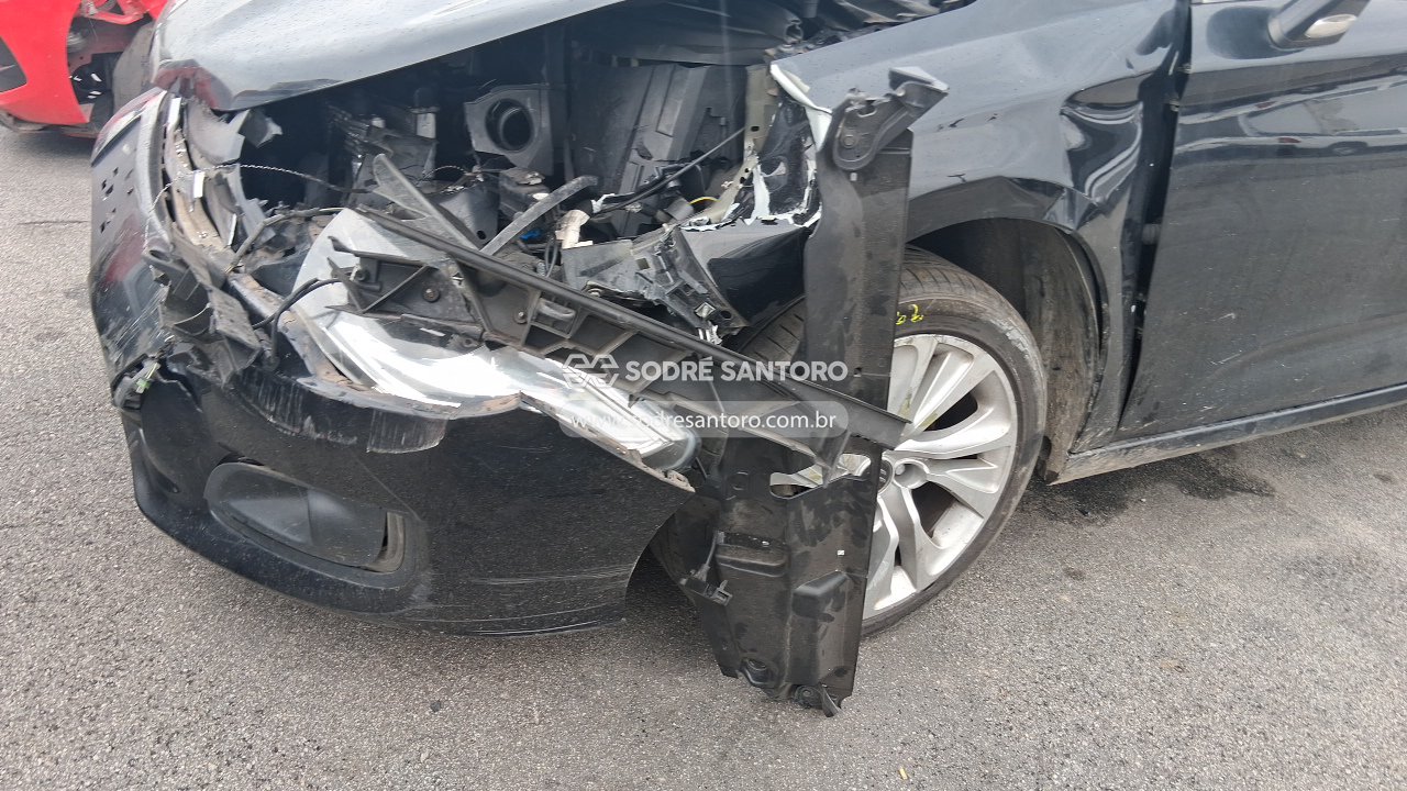 Foto 10 de 13: CITROEN - C4L A THP FFTD 2015/2015