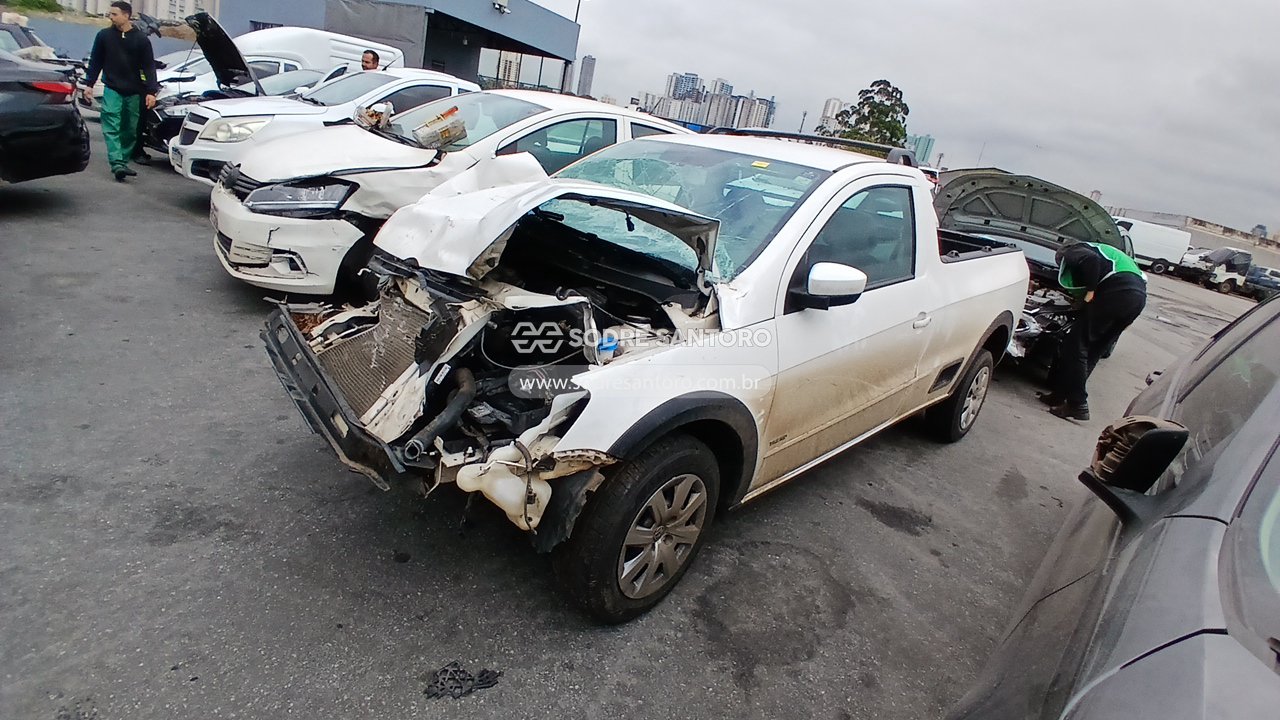 Foto 3: VOLKSWAGEN - SAVEIRO CS 2013/2014