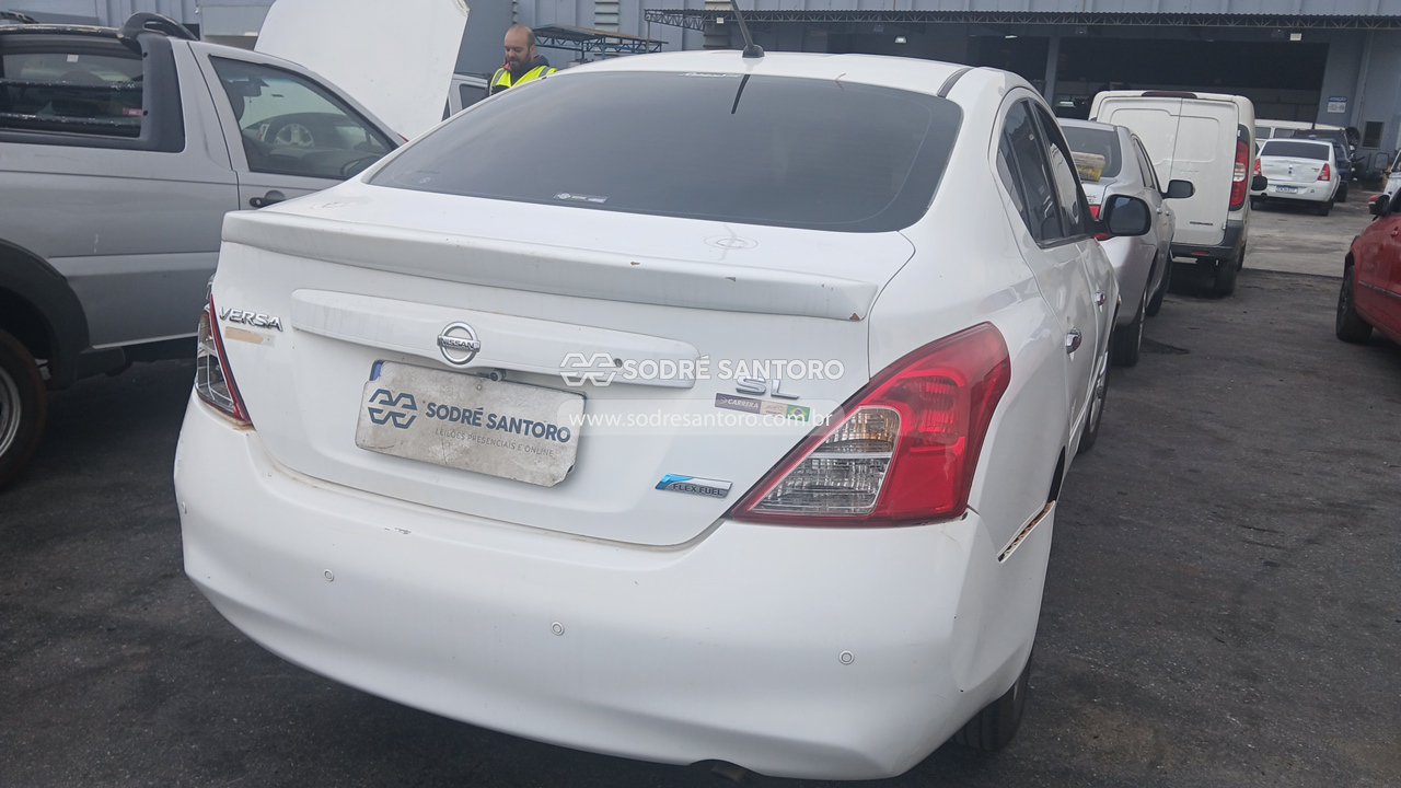 Foto 4: NISSAN - VERSA 16SL FLEX 2013/2014