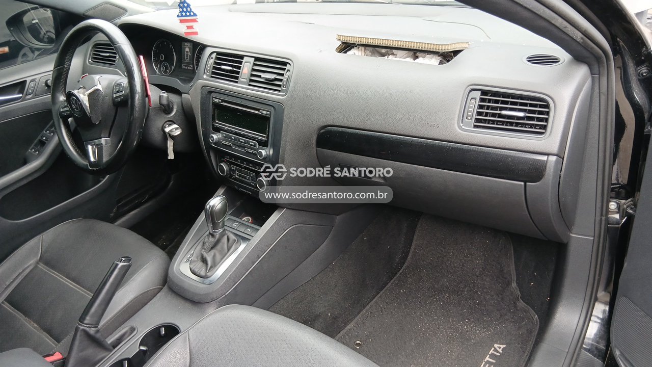Foto 8 de 13: VOLKSWAGEN - JETTA 2.0 2011/2012